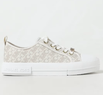 Michael Kors &ndash; globālais modes spēlētājs Latvijas tirgū